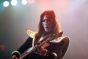 See Kiss Pay Tribute to Ace Frehley at Band’s First Show Since Guitarist’s Death
