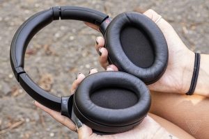 Sony’s last-gen XM4 headphones are over 50 percent off for Black Friday