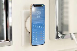 Twelve South’s magnetic PowerBug charger is 20 percent off for Black Friday