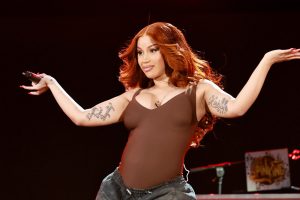 Cardi B Defeats Security Guard’s Request for New Trial After Pen-Tossing Incident