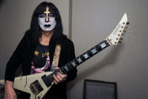 Ex-Kiss Guitarist Claims $250 CD Single ‘Is Worth More Than Most Entire Albums’
