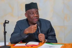 FG bans admission, transfer of SS3 students