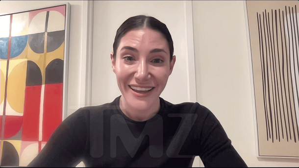 ‘Owning Manhattan’s Chloe Tucker Caine Had Mom Pose as Her on Dating Apps