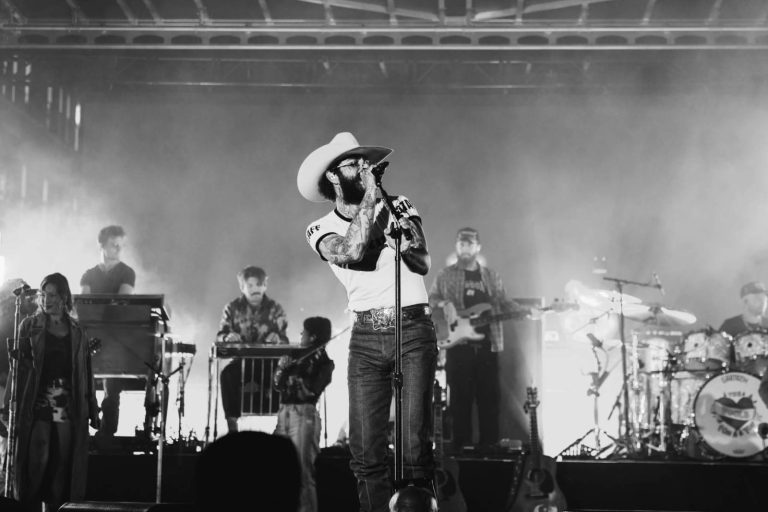 Post Malone Declares ‘That’s My Story’ in Nashville for ‘New Year’s Rockin’ Eve’